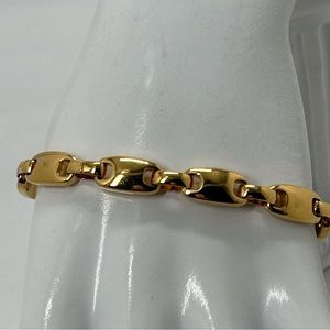 Monet, Gold Solid Oval Links Bracelet
